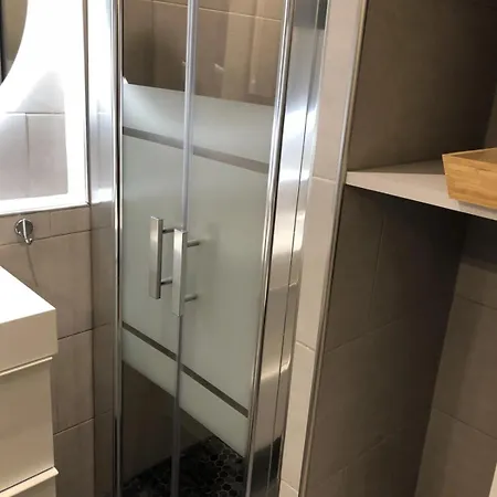 Ref 1213 - Croisette - To Rent * Cannes